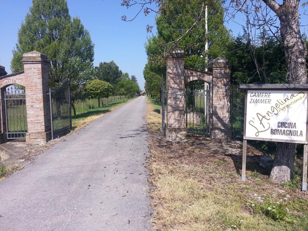 Villa Agriturismo L'Angelina à Alfonsine Extérieur photo