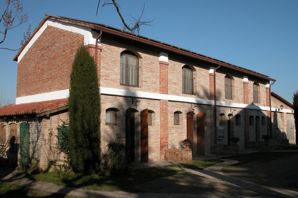 Villa Agriturismo L'Angelina à Alfonsine Extérieur photo